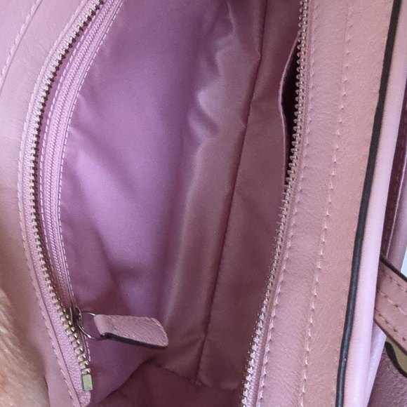 Adorable NWT Coach Taylor Bette Pink Leather Eyelet Tote 🩷🎁🩶 - Picture 12 of 16